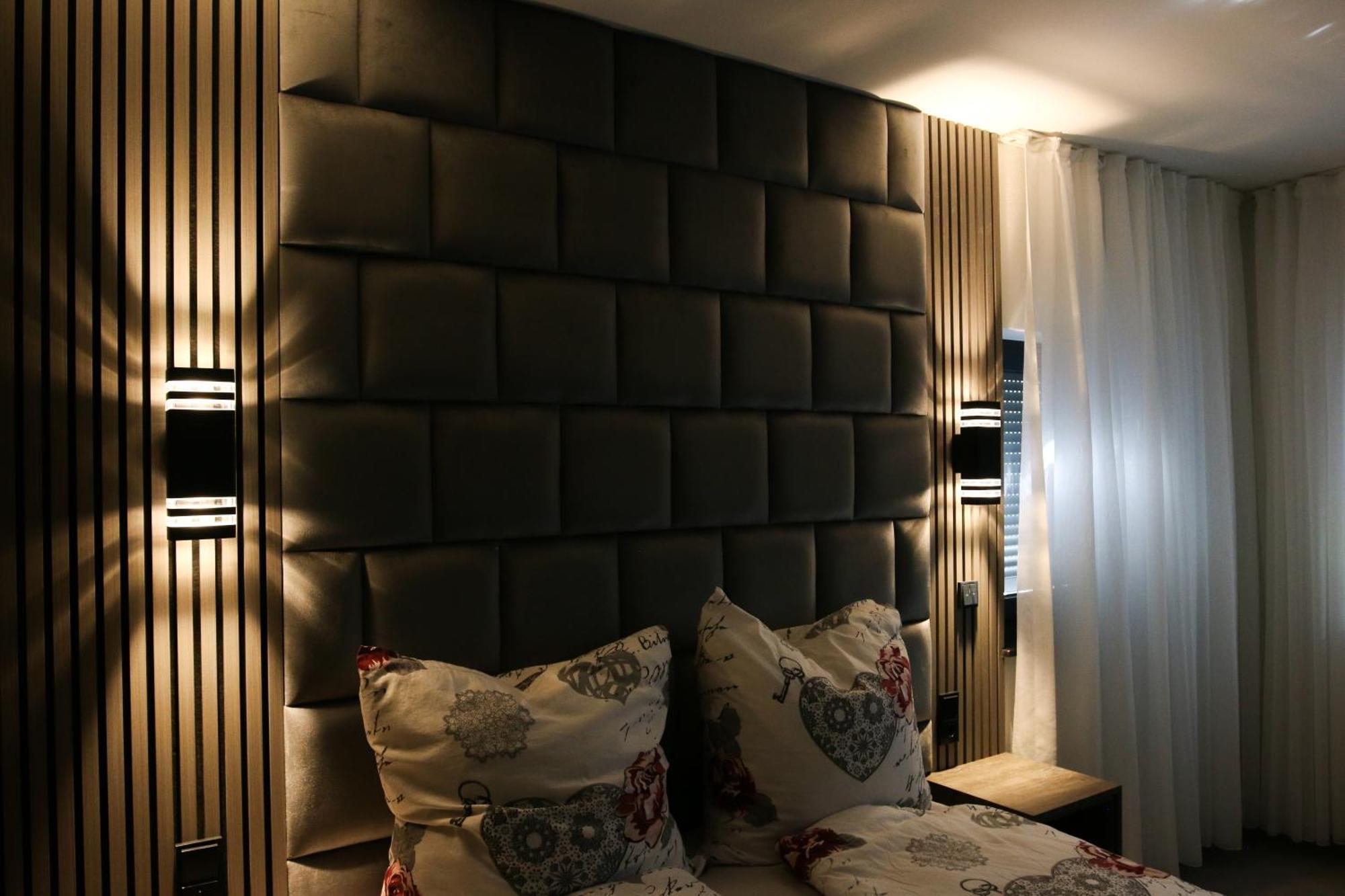 Hotel Loewenstein Lich Ngoại thất bức ảnh